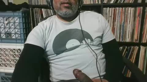 SHY333 online show from February 12, 2026, 5:57 am