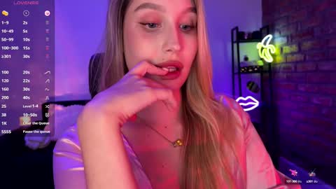 Snapshot of shy_bee chatting on September 27, 2025, 12:15 am Alice online show from September 27, 2025, 12:15 am