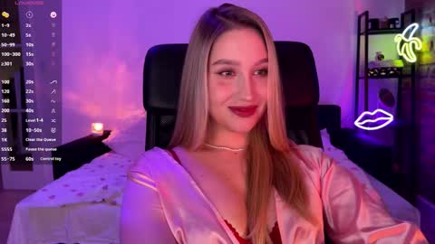 Snapshot of shy_bee chatting on October 9, 2025, 11:58 pm Alice online show from October 9, 2025, 11:58 pm