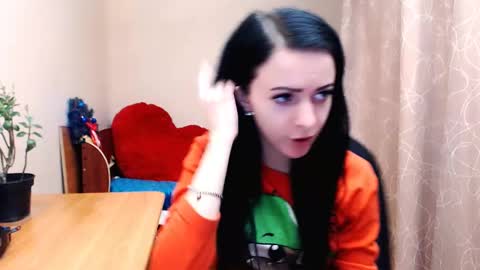 shy_cat_candy online show from February 11, 2025, 6:44 pm