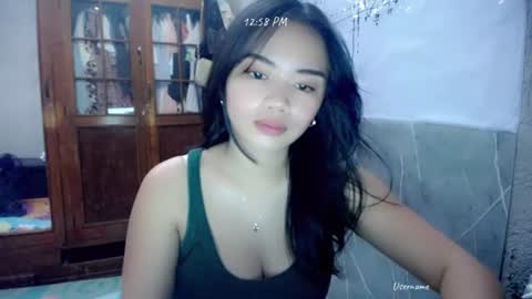 Snapshot of shy_innocent_girl chatting on June 14, 2026, 4:58 am shy_innocent_girl online show from June 14, 2026, 4:58 am