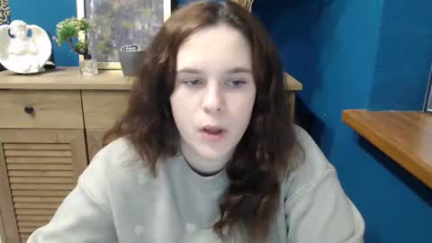 shy_lil online show from December 19, 2025, 12:56 pm