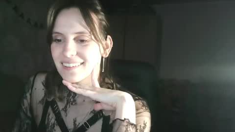 shy_miracle online show from May 22, 2026, 6:02 pm