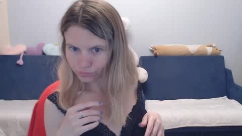 Snapshot of shy_moony chatting on May 12, 2026, 8:28 pm just Alex online show from May 12, 2026, 8:28 pm
