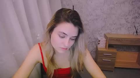 Snapshot of shy_sabrina_ chatting on December 20, 2024, 12:05 pm shy_sabrina_ online show from December 20, 2024, 12:05 pm