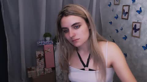 Snapshot of shy_sabrina_ chatting on January 6, 2025, 1:52 pm shy_sabrina_ online show from January 6, 2025, 1:52 pm