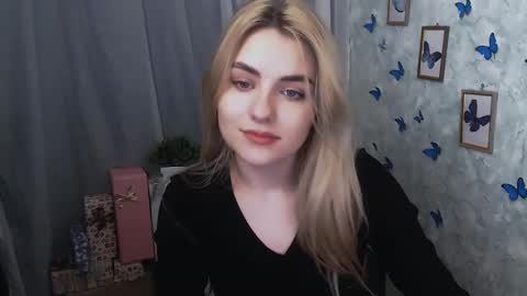 Snapshot of shy_sabrina_ chatting on January 16, 2025, 7:17 am shy_sabrina_ online show from January 16, 2025, 7:17 am