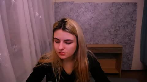 Snapshot of shy_sabrina_ chatting on February 14, 2025, 7:49 am shy_sabrina_ online show from February 14, 2025, 7:49 am