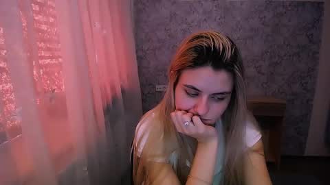 Snapshot of shy_sabrina_ chatting on February 18, 2025, 10:38 am shy_sabrina_ online show from February 18, 2025, 10:38 am