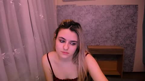 Snapshot of shy_sabrina_ chatting on February 25, 2025, 4:14 am shy_sabrina_ online show from February 25, 2025, 4:14 am