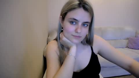 Snapshot of shy_sabrina_ chatting on April 27, 2026, 3:32 pm shy_sabrina_ online show from April 27, 2026, 3:32 pm