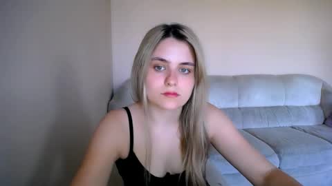 Snapshot of shy_sabrina_ chatting on May 6, 2026, 2:22 pm shy_sabrina_ online show from May 6, 2026, 2:22 pm