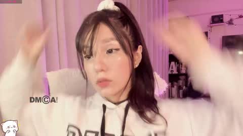 Snapshot of shyangie24 chatting on January 12, 2026, 6:18 am Angeline 3 independent come here when am horny... online show from January 12, 2026, 6:18 am