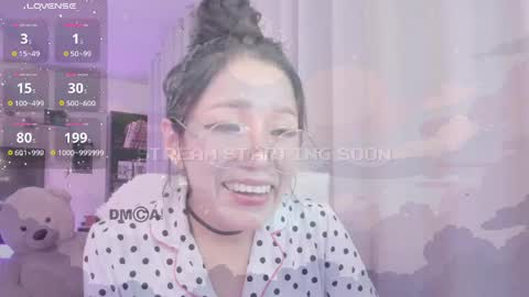 Snapshot of shyangie24 chatting on May 25, 2026, 2:50 am Angeline 3 independent come here when am horny... online show from May 25, 2026, 2:50 am