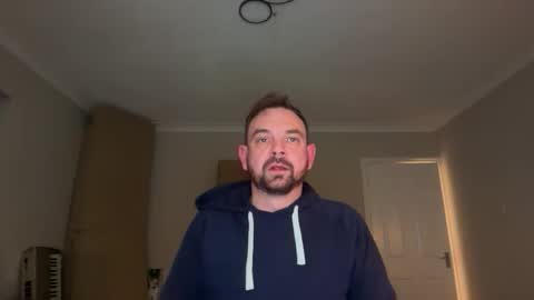 shyb35 online show from December 14, 2025, 8:35 pm