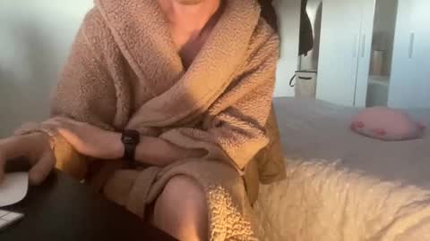 Snapshot of shyboy0533 chatting on October 30, 2025, 7:21 am shyboy0533 online show from October 30, 2025, 7:21 am