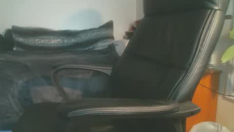 shyboyhugecum2020 online show from February 19, 2026, 4:08 am