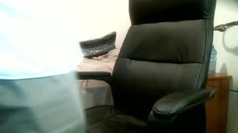 Snapshot of shyboyhugecum2020 chatting on June 30, 2026, 3:29 am shyboyhugecum2020 online show from June 30, 2026, 3:29 am