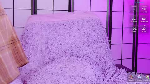 Lillie CeciliaLaura and Avril online show from February 11, 2026, 7:41 pm