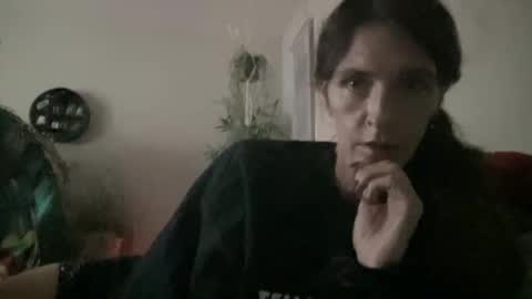 Trex online show from September 19, 2025, 11:33 am