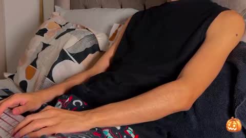 shydude666 online show from November 8, 2025, 10:52 pm