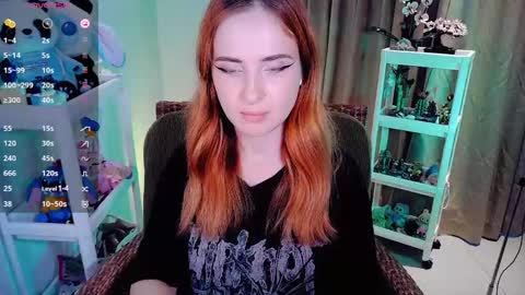 Snapshot of shyfoxxxy chatting on May 8, 2026, 6:08 am Effie online show from May 8, 2026, 6:08 am