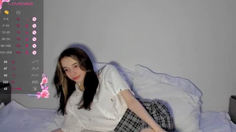 shylinaa online show from June 17, 2026, 10:43 pm