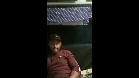 shylom28193 online show from April 20, 2026, 5:10 am