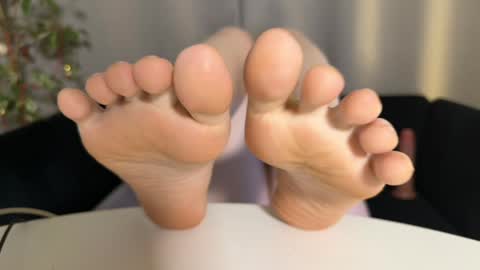 Amelia online show from January 13, 2025, 9:20 pm