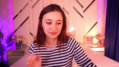 shyy_jany online show from May 15, 2026, 1:29 pm