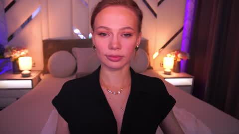 Snapshot of shyysiren chatting on June 22, 2026, 7:27 am shyysiren online show from June 22, 2026, 7:27 am