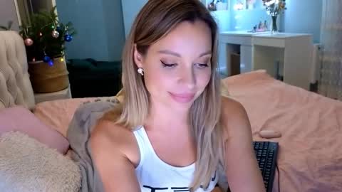 Snapshot of sialone chatting on December 21, 2024, 11:44 am sialone online show from December 21, 2024, 11:44 am