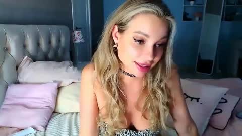 Snapshot of sialone chatting on February 7, 2025, 9:26 am sialone online show from February 7, 2025, 9:26 am