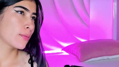 Siara and Zoe tattoo online show from May 15, 2026, 11:12 pm