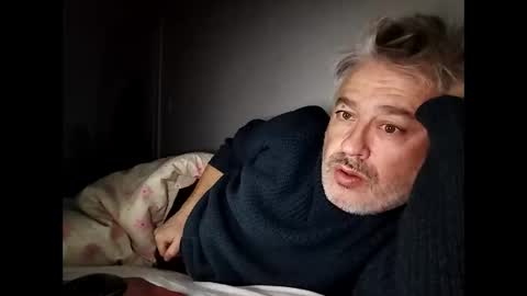 sibemolx online show from November 22, 2025, 5:12 pm