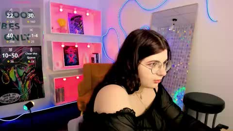 Siena online show from March 17, 2026, 7:28 pm