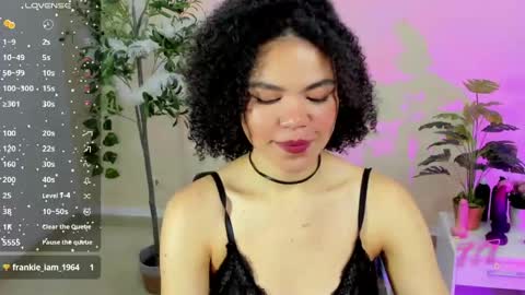 Vaiolet online show from April 16, 2026, 3:13 pm