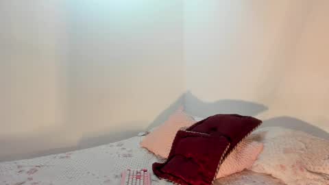 Snapshot of sienna_glow chatting on May 23, 2026, 11:58 am sienna_glow online show from May 23, 2026, 11:58 am