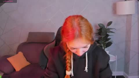 Snapshot of sienna_nyx chatting on April 19, 2026, 9:30 am Sienna online show from April 19, 2026, 9:30 am