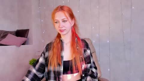 Snapshot of sienna_nyx chatting on April 24, 2026, 9:34 am Sienna online show from April 24, 2026, 9:34 am