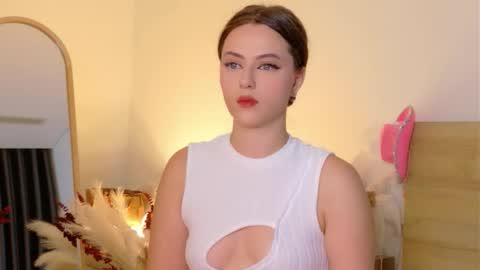 sienna_voss online show from September 28, 2025, 8:25 pm