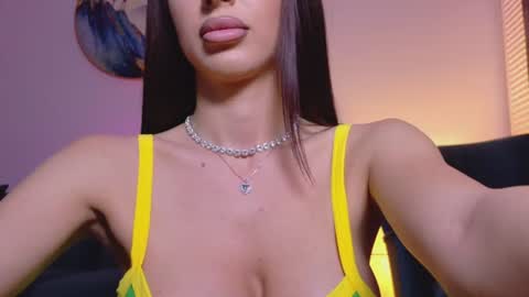 Snapshot of siennastarrr chatting on June 13, 2026, 7:45 pm Sienna online show from June 13, 2026, 7:45 pm