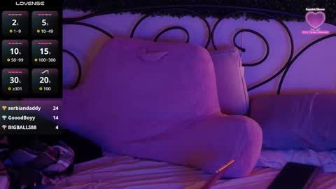 Sienna Luxx online show from October 31, 2025, 8:10 pm