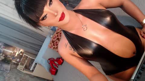 Sierrafina online show from March 5, 2026, 5:47 am