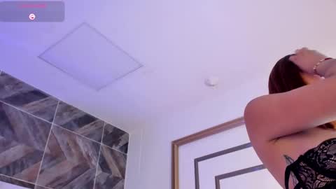    online show from October 24, 2025, 12:30 am