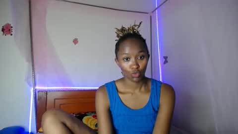 Snapshot of silent_lovie chatting on April 28, 2026, 10:09 am silent_lovie online show from April 28, 2026, 10:09 am