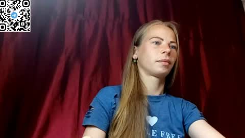 JULIANA online show from May 22, 2026, 8:25 pm