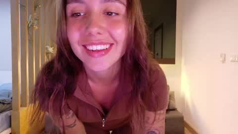 Snapshot of silicia_lu chatting on November 6, 2025, 8:37 am You fav Miss Si online show from November 6, 2025, 8:37 am