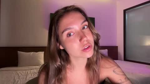 Snapshot of silicia_lu chatting on February 4, 2026, 2:23 pm You fav Miss Si online show from February 4, 2026, 2:23 pm