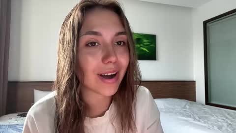 Snapshot of silicia_lu chatting on February 5, 2026, 2:27 am You fav Miss Si online show from February 5, 2026, 2:27 am